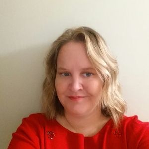 Meet your Posher, Alicia